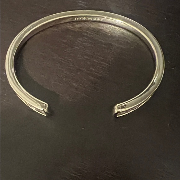 Kendra Scott gold bracelet - Picture 4 of 5